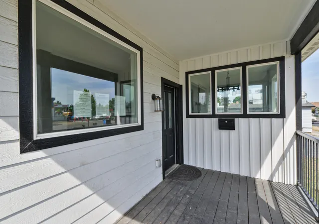 Homes for sale in Spokane, WA | 915 E Broad Ave, Spokane, WA 99207 | MLS# 202617741
