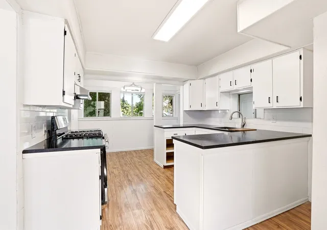 4th image of 2123 E 6Th Ave, Spokane, WA 99202 | MLS# 202617793