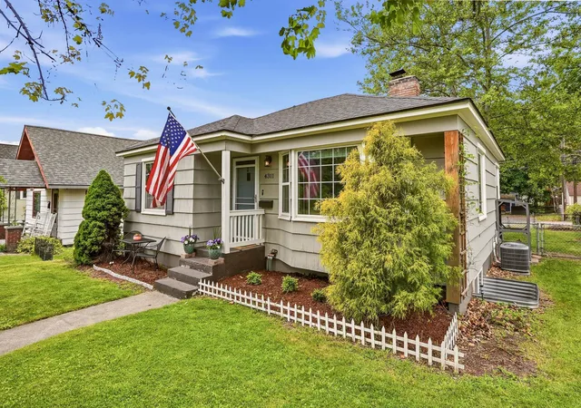 Homes for sale in Spokane, WA | 4311 N Wall St, Spokane, WA 99205 | MLS# 202617810