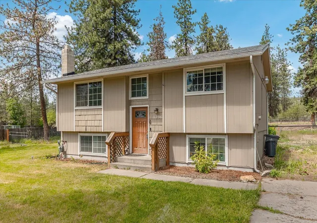 Homes for sale in Nine Mile Falls, WA | 11296 W Sagewood Rd, Nine Mile Falls, WA 99026 | MLS# 202617896