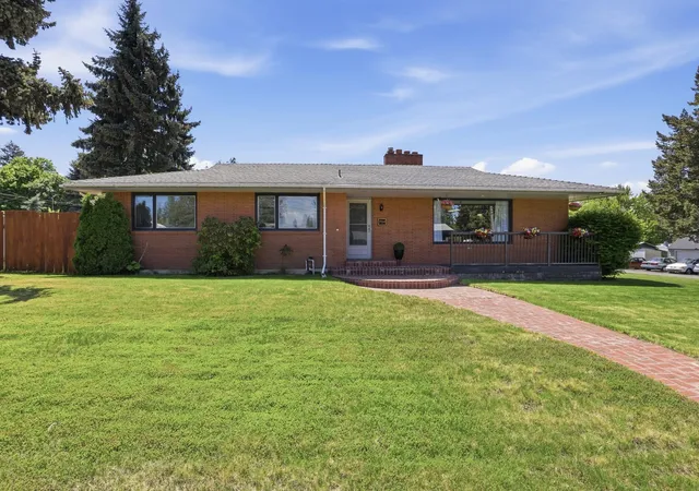 Homes for sale in Deer Park, WA | 704 E Crawford Ave, Deer Park, WA 99006 | MLS# 202617916