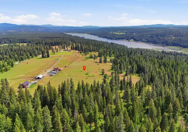 Homes for sale in Elk, WA | 682 Henry Rd, Elk, WA 99009 | MLS# 202617960