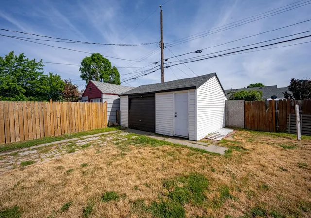 Homes for sale in Spokane, WA | 1504 E Rich Ave, Spokane, WA 99207 | MLS# 202617962