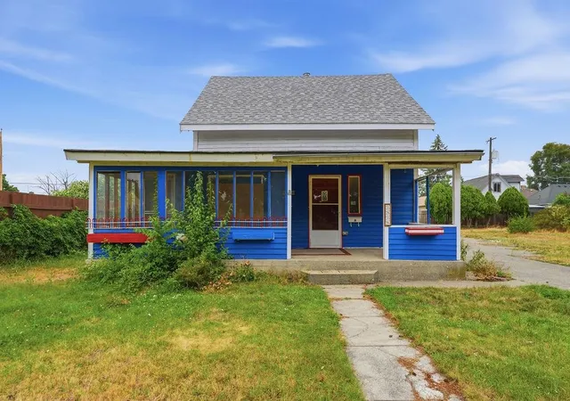 1st image of 1816&1814 Indiana Ave, Spokane, WA 99205 | MLS# 202617972