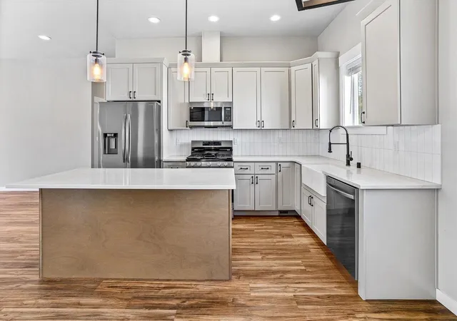 Photo 3 of Single family home for sale at 40083 Lake Ter Ct, Loon Lake, WA 99148 | MLS# 202617983 | Listing updated on 2026-07-27