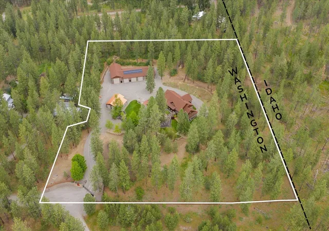 Homes for sale in Newman Lake, WA | 27013 E Strong Ln, Newman Lake, WA 99025 | MLS# 202618030