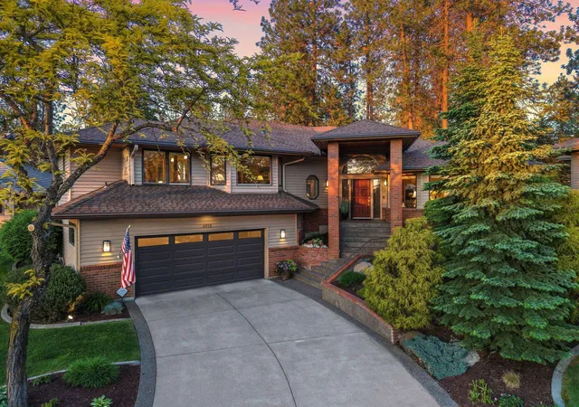 Photo 1 of Single family home for sale at 4915 S St Andrews Ln, Spokane, WA 99223 | MLS# 202618083 | Listing updated on 2026-09-26