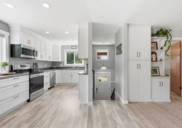 Photo 3 of Single family home for sale at 1240 Doe Meadow Rd, Newport, WA 99156 | MLS# 202618097 | Listing updated on 2026-10-10