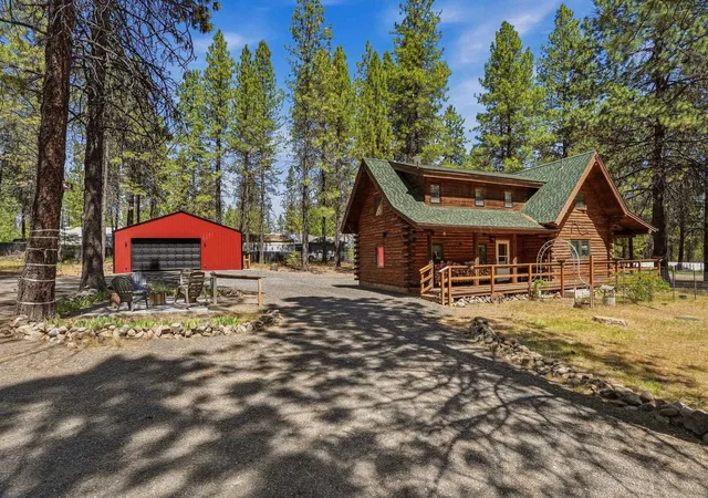 Homes for sale in Nine Mile Falls, WA | 14816 W Maybob Rd, Nine Mile Falls, WA 99026 | MLS# 202618101