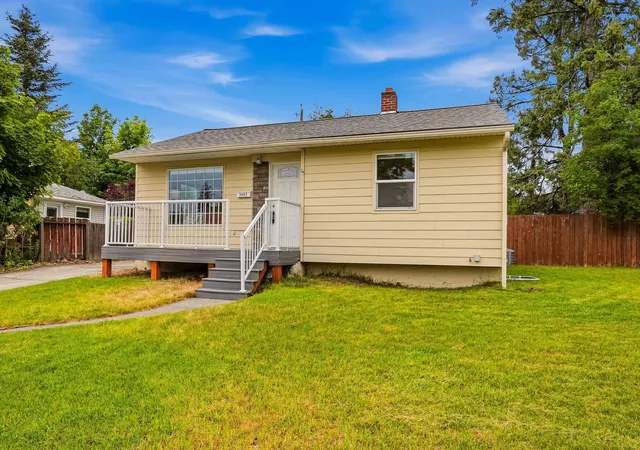 Homes for sale in Spokane, WA | 5603 N E St, Spokane, WA 99205 | MLS# 202618155