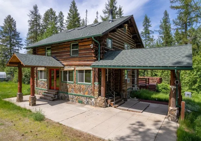Single family home for sale at 427502 Highway 20, Newport, WA 99156 | MLS# 202618213