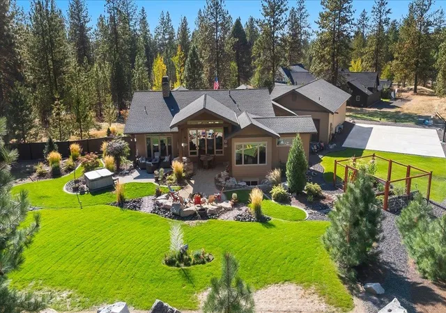 2nd image of 13606 N Riverbluff Ln, Spokane, WA 99208 | MLS# 202618249
