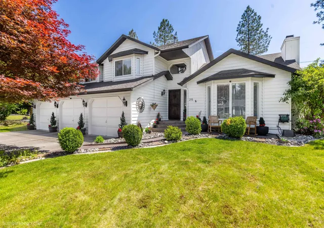 1st image of 215 W Elcliff Ave, Spokane, WA 99218 | MLS# 202618254