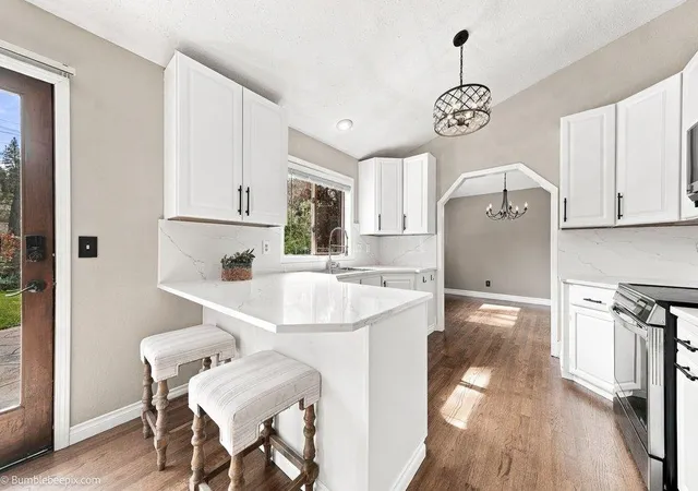 Photo 3 of Single family home for sale at 215 W Elcliff Ave, Spokane, WA 99218 | MLS# 202618254 | Listing updated on 2026-09-30