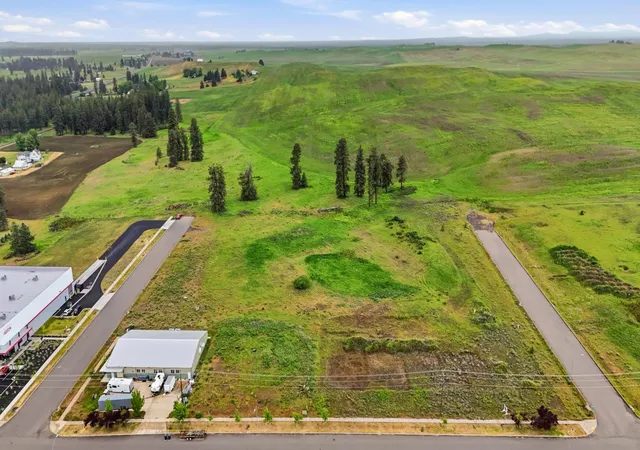 3rd image of 1635 Spring St, Cheney, WA 99004 | MLS# 202618270