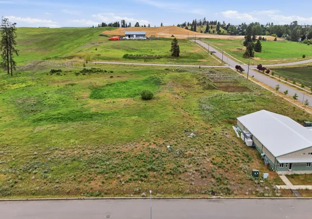 2nd image of 1628 Willow St, Cheney, WA 99004 | MLS# 202618277