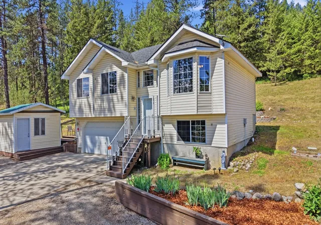 1st image of 33113 N Milan Rd, Chattaroy, WA 99003 | MLS# 202618283