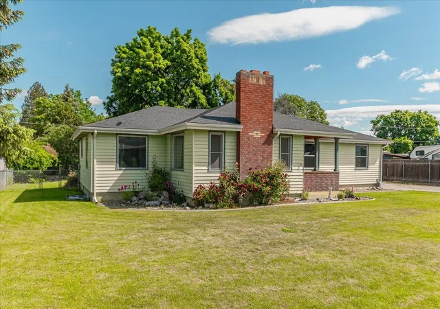 Photo 1 of Sale Pending at 8121 E Marietta Ave, Spokane Valley, WA 99212 | MLS# 202618349 | Listing updated on 2026-10-05