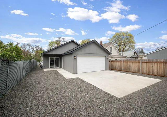 Homes for sale in Spokane, WA | 820 E Crown Ave, Spokane, WA 99207 | MLS# 202618392