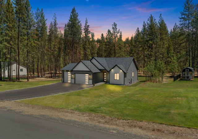 Homes for sale in Nine Mile Falls, WA | 6563 Kate Dr, Nine Mile Falls, WA 99026 | MLS# 202618393
