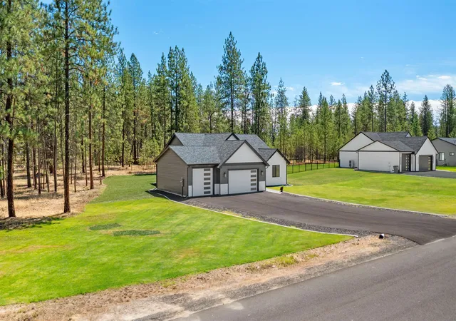 Homes for sale in Nine Mile Falls, WA | 6563 Kate Dr, Nine Mile Falls, WA 99026 | MLS# 202618393