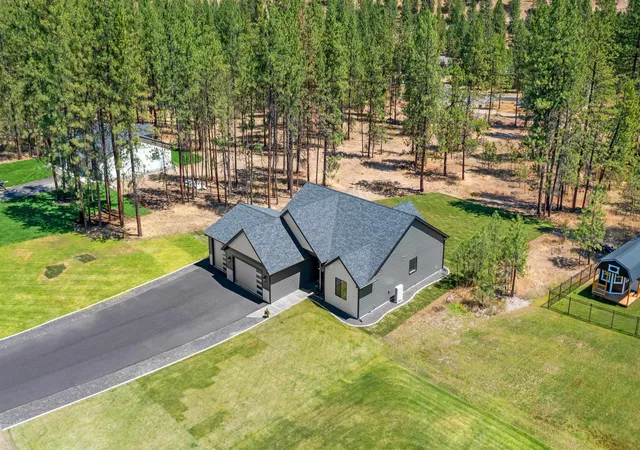 Homes for sale in Nine Mile Falls, WA | 6563 Kate Dr, Nine Mile Falls, WA 99026 | MLS# 202618393