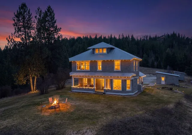 Homes for sale in Loon Lake, WA | 42994 S Loon Lake Rd, Loon Lake, WA 99148 | MLS# 202618442