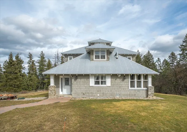 Homes for sale in Loon Lake, WA | 42994 S Loon Lake Rd, Loon Lake, WA 99148 | MLS# 202618442
