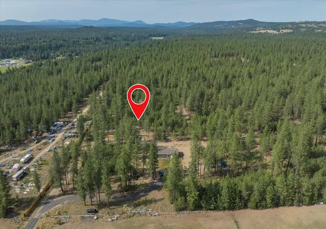 Homes for sale in Chattaroy, WA | 5123 E Chattaroy Rd, Chattaroy, WA 99003 | MLS# 202618448