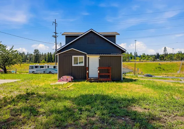 21st image of 1411 E 2nd Ave, Spokane, WA 99202 | MLS# 202618455