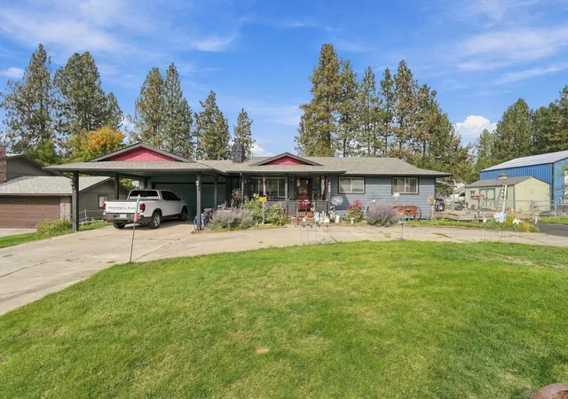 Single family home for sale at 707 E Crawford Ave, Deer Park, WA 99006 | MLS# 202618464