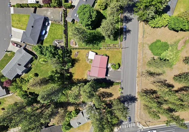 Photo 3 of Single family home for sale at 903 W Hawthorne Rd, Spokane, WA 99218 | MLS# 202618466 | Listing updated on 2026-09-01