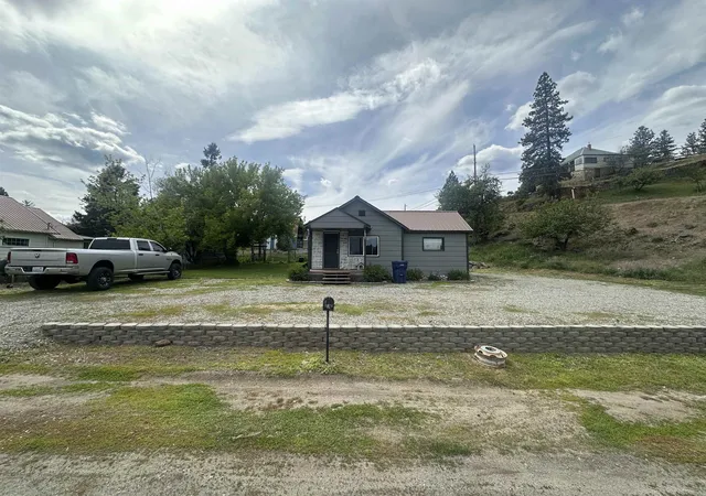 35th image of 1021 S Adams St, Republic, WA 99166 | MLS# 202618488