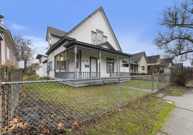Homes for sale in Spokane, WA | 2115 W Dean Ave, Spokane, WA 99201 | MLS# 202618489