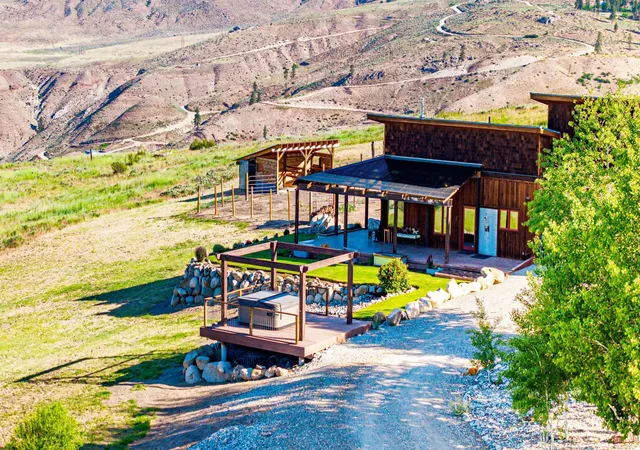3rd image of 74 Sawtooth View Rd, Pateros, WA 98846 | MLS# 202618526