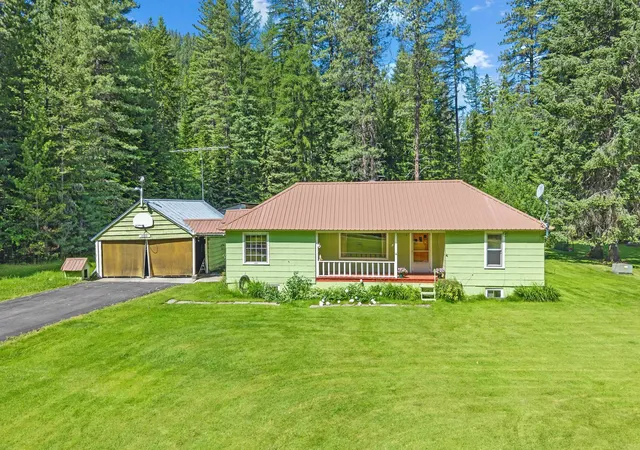 Homes for sale in Metaline Falls, WA | 13381 Sullivan Lake Rd, Metaline Falls, WA 99153 | MLS# 202618529