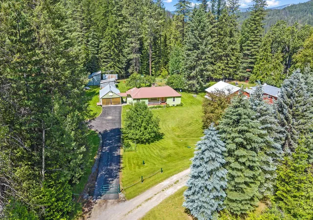 Homes for sale in Metaline Falls, WA | 13381 Sullivan Lake Rd, Metaline Falls, WA 99153 | MLS# 202618529