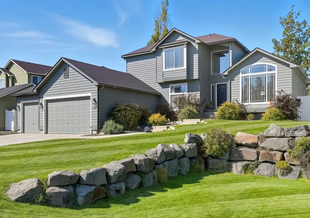 Homes for sale in Spokane Valley, WA | 1620 S Limerick Dr, Spokane Valley, WA 99037 | MLS# 202618565