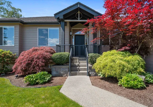 1st image of 718 S Shelley Lake Ln, Spokane Valley, WA 99037 | MLS# 202618566