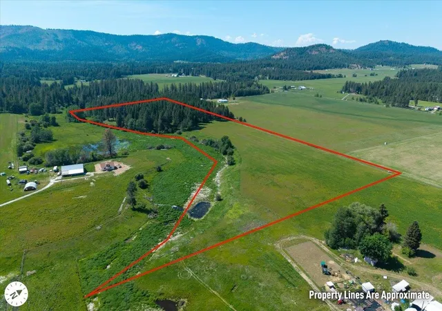 Homes for sale in Clayton, WA | 4668 Williams Valley Rd, Clayton, WA 99110 | MLS# 202618568