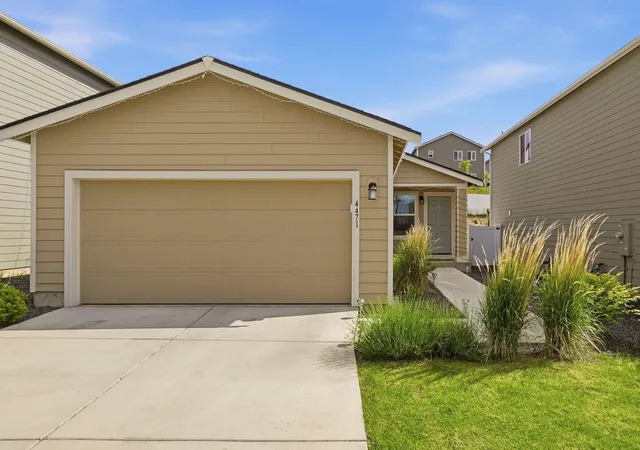 Homes for sale in Spokane, WA | 4471 W Brookfield Ave, Spokane, WA 99208 | MLS# 202618581