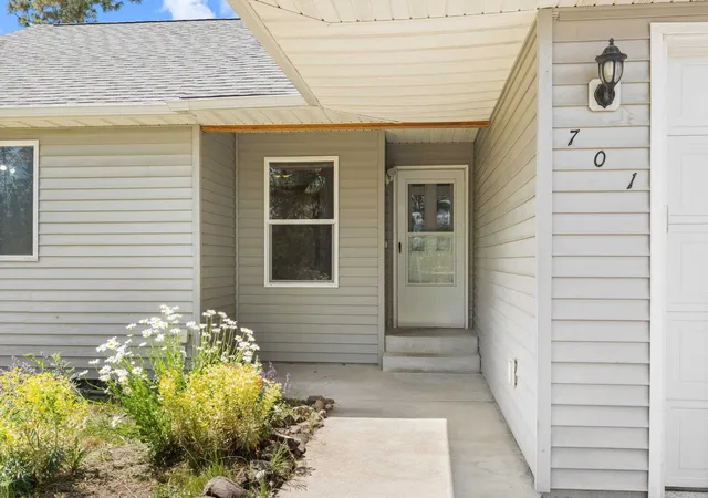 Homes for sale in Medical Lake, WA | 701 N Lefevre St, Medical Lake, WA 99022 | MLS# 202618584