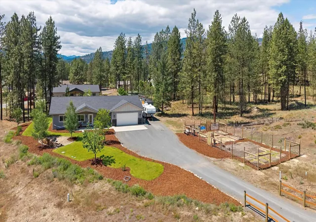 2nd image of 1286 Inez Wy, Kettle Falls, WA 99141 | MLS# 202618592
