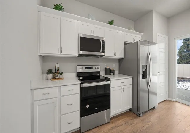 image of 3735 S Blake Ln, Spokane, WA 99206 | MLS# 202618596