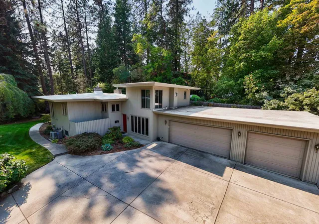 1st image of 1003 E 16th Ave, Spokane, WA 99203 | MLS# 202618617