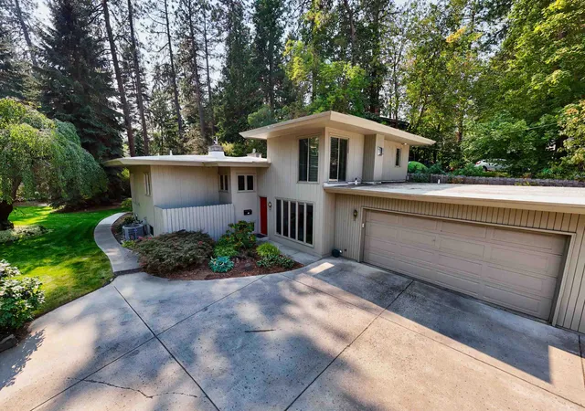 38th image of 1003 E 16th Ave, Spokane, WA 99203 | MLS# 202618617