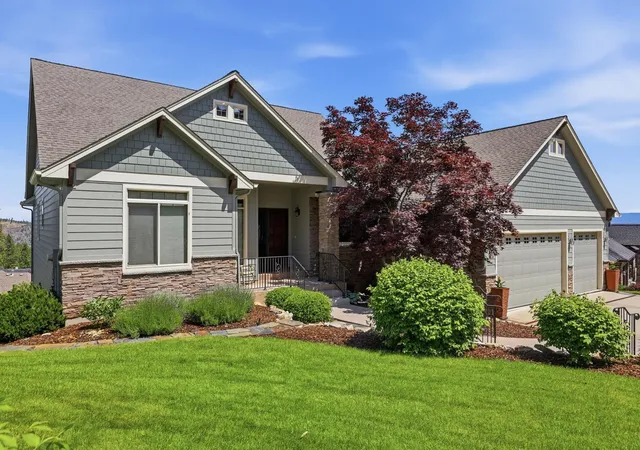 Photo 2 of Single family home for sale at 1824 W Blueberry Ln, Spokane, WA 99218 | MLS# 202618625 | Listing updated on 2026-09-17