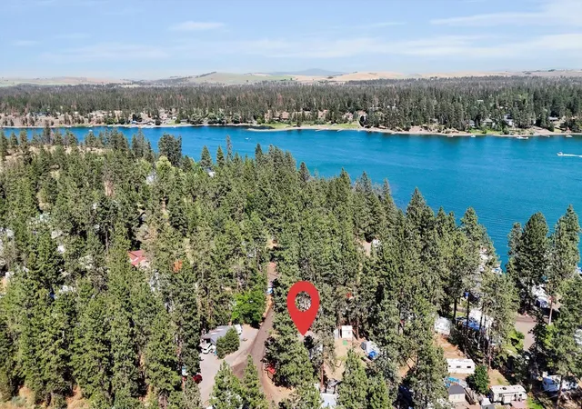 Photo 2 of Manufactured home for sale at 13901 S Clear Lake Way, Cheney, WA 99004 | MLS# 202618634 | Listing updated on 2026-09-05