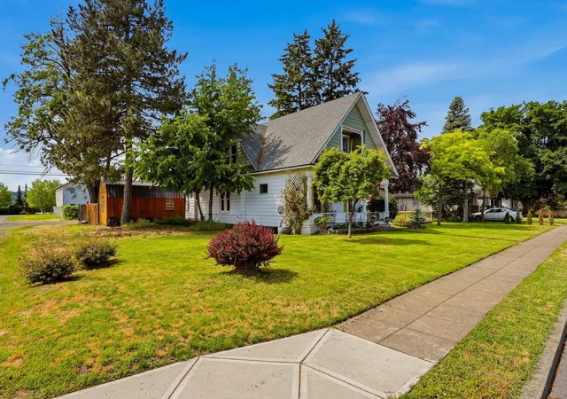 Homes for sale in Spokane, WA | 2526 E Boone Ave, Spokane, WA 99202 | MLS# 202618642