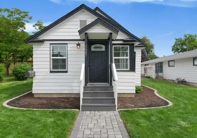 image of 1647 E Gordon Ave, Spokane, WA 99207 | MLS# 202618652